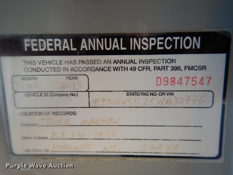 image for item FA9266 2005 Ford Econoline E450 shuttle bus