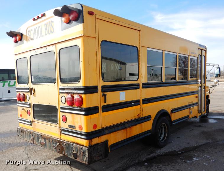 image for item FA9267 2003 Ford E450 school bus