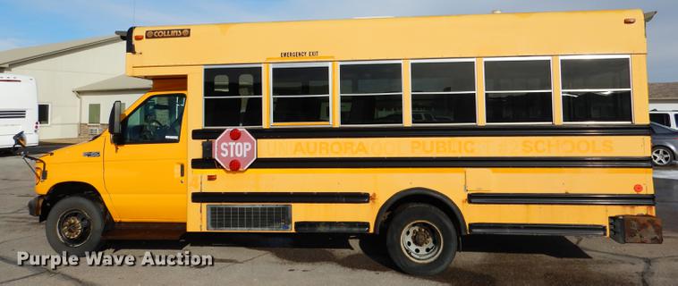 image for item FA9267 2003 Ford E450 school bus