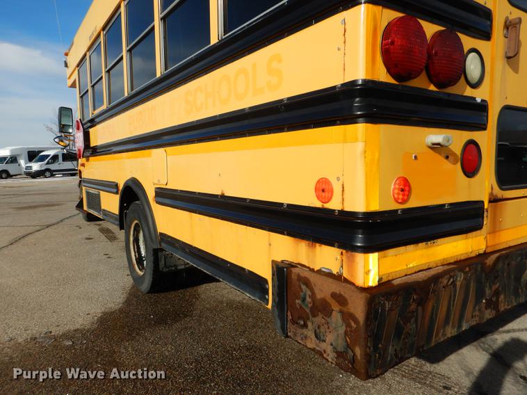 image for item FA9267 2003 Ford E450 school bus