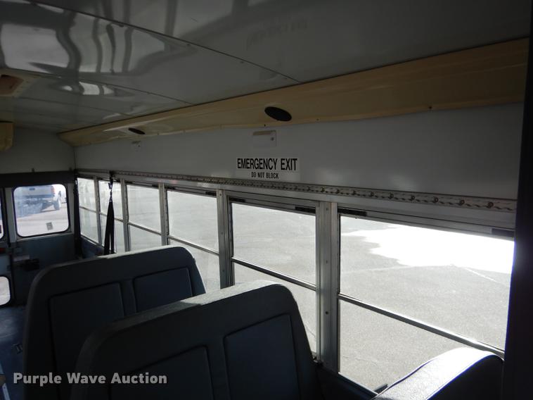 image for item FA9267 2003 Ford E450 school bus