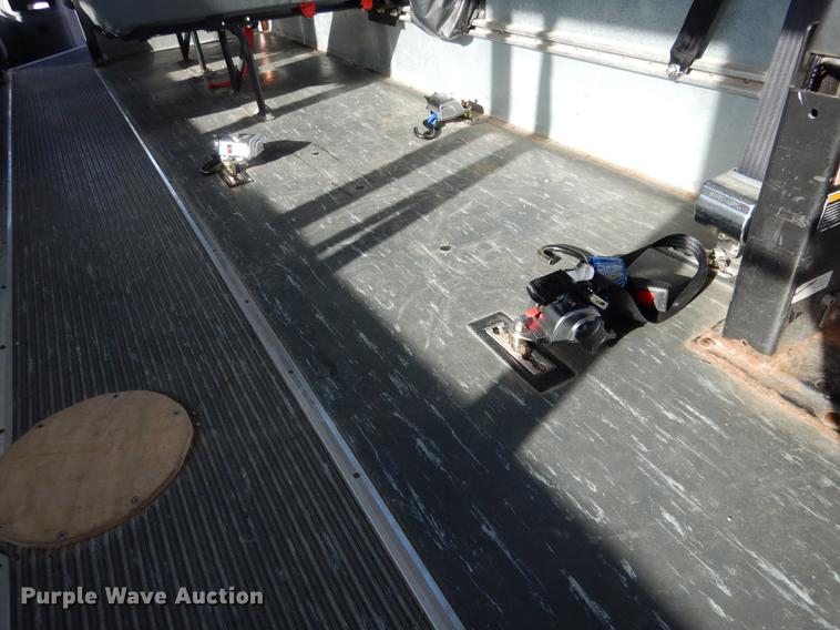 image for item FA9267 2003 Ford E450 school bus