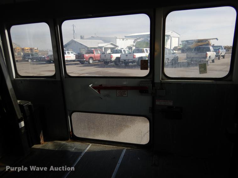 image for item FA9267 2003 Ford E450 school bus