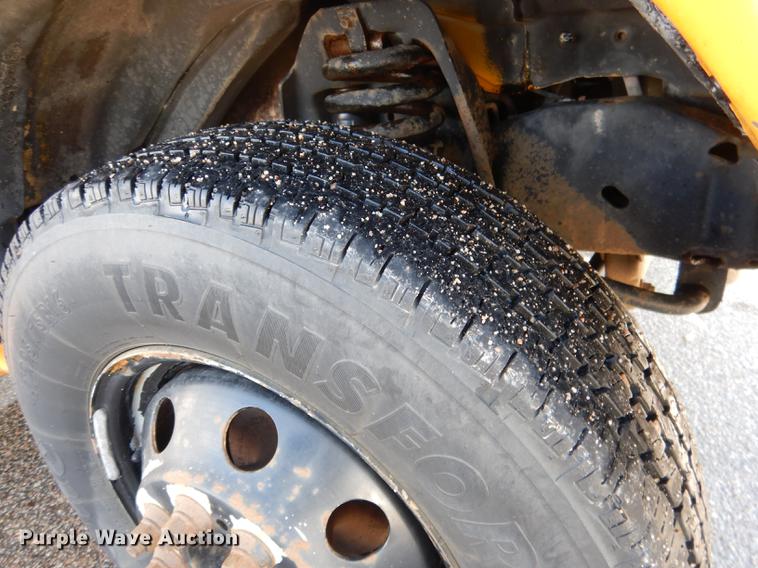 image for item FA9267 2003 Ford E450 school bus