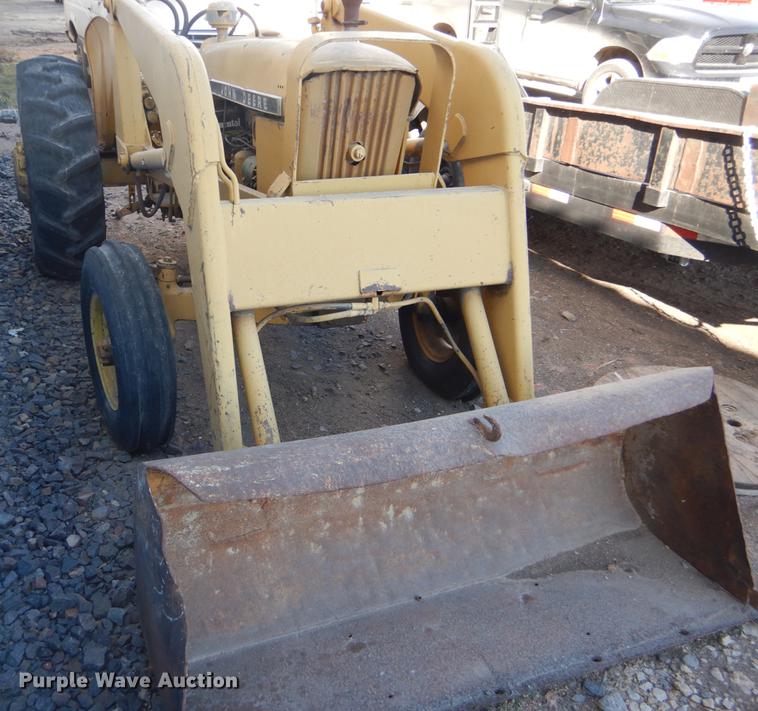 image for item FH9006 John Deere 1010 tractor