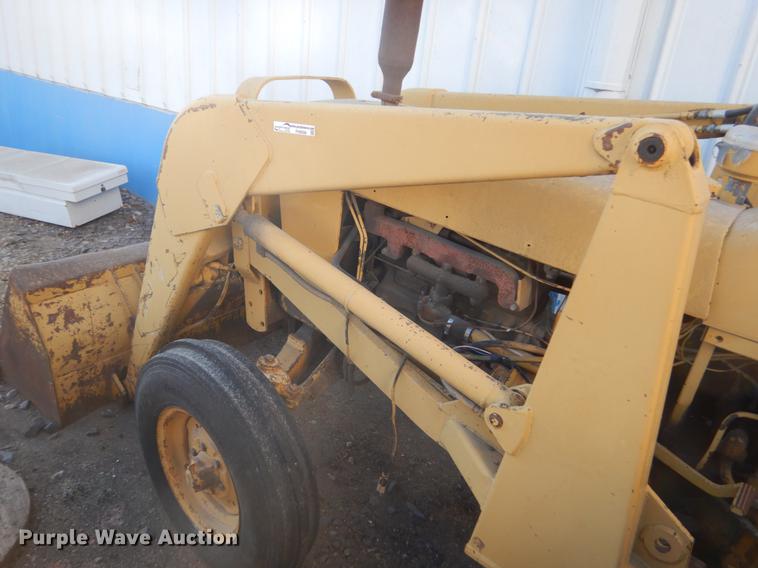 image for item FH9006 John Deere 1010 tractor