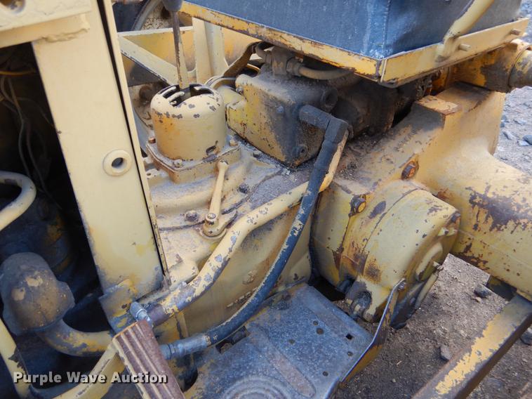 image for item FH9006 John Deere 1010 tractor