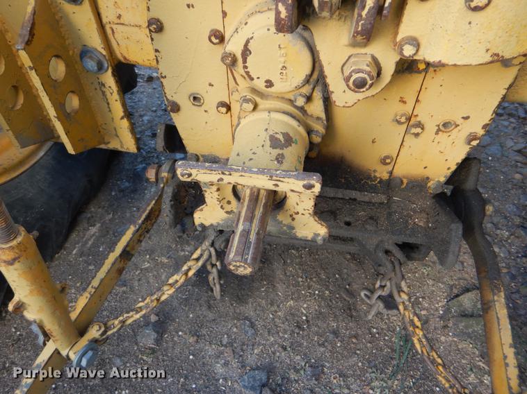 image for item FH9006 John Deere 1010 tractor