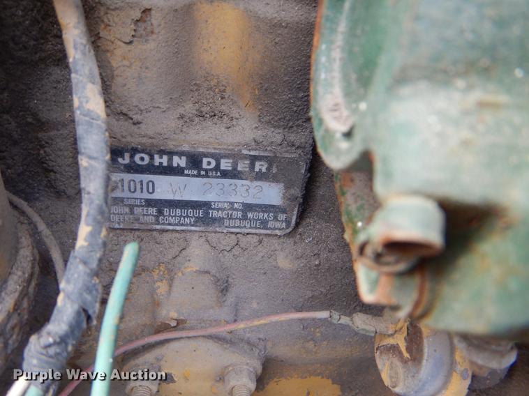 image for item FH9006 John Deere 1010 tractor