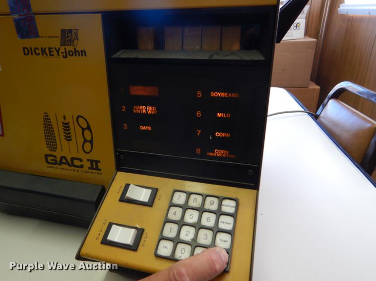 image for item FH9008 Dickey-John GAC II grain analysis computer