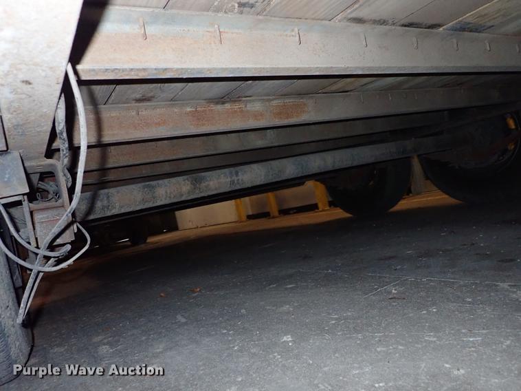 image for item FH9570 2007 Load Trail equipment trailer