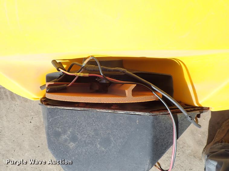 image for item FH9664 (2) spreaders