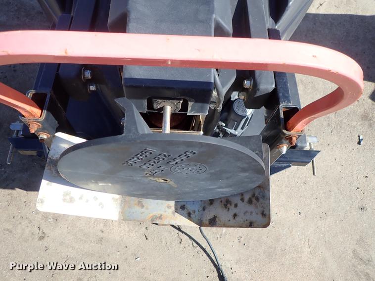 image for item FH9664 (2) spreaders