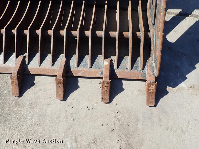 image for item FH9667 Skid steer rock bucket