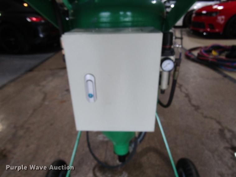 image for item FJ9616 Rovan dust free media blaster