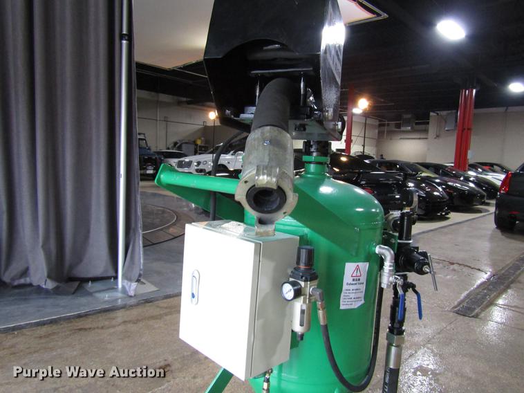 image for item FJ9616 Rovan dust free media blaster