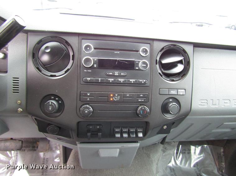 image for item FJ9618 2012 Ford F250 Super Duty pickup truck