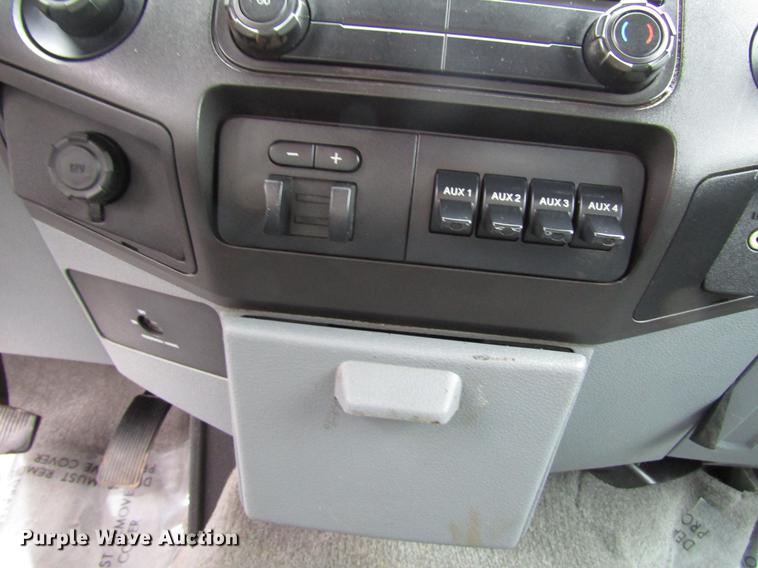 image for item FJ9618 2012 Ford F250 Super Duty pickup truck