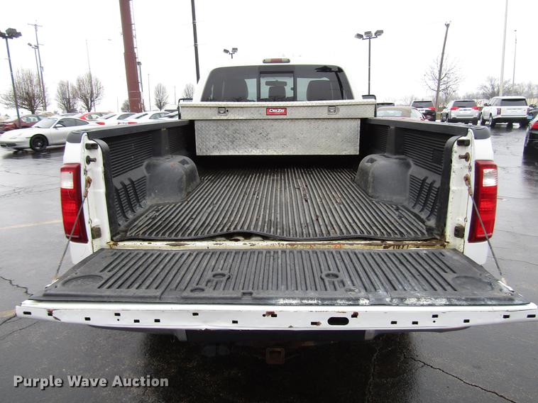 image for item FJ9618 2012 Ford F250 Super Duty pickup truck