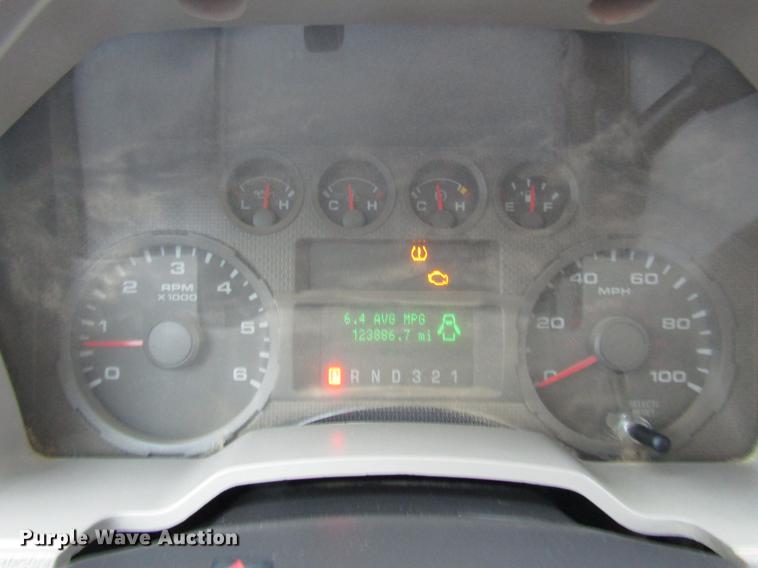 image for item FJ9621 2010 Ford F250 Super Duty Crew Cab pickup truck