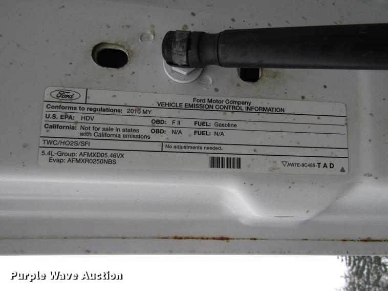 image for item FJ9621 2010 Ford F250 Super Duty Crew Cab pickup truck