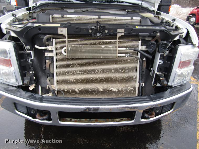 image for item FJ9621 2010 Ford F250 Super Duty Crew Cab pickup truck