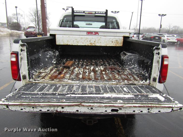 image for item FJ9621 2010 Ford F250 Super Duty Crew Cab pickup truck