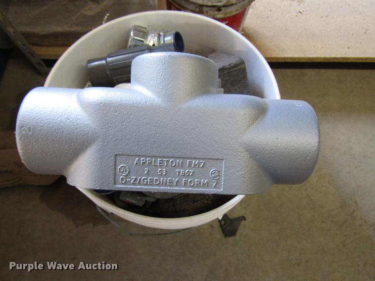 image for item FO9252 Hardware