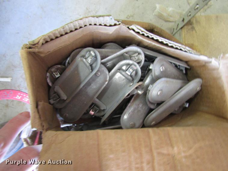 image for item FO9252 Hardware