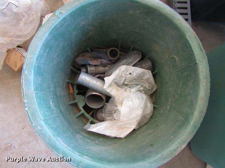 image for item FO9252 Hardware