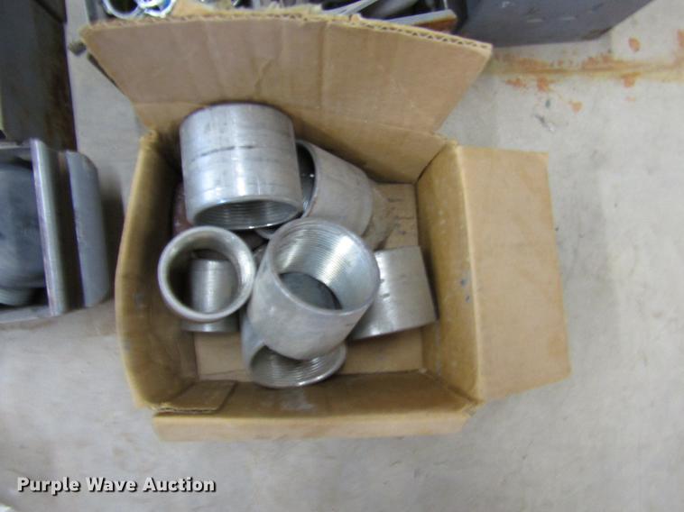 image for item FO9252 Hardware