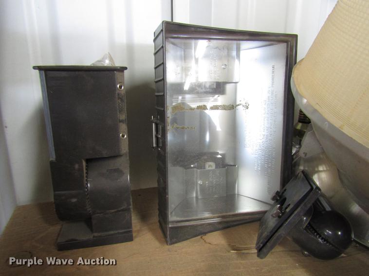 image for item FO9253 Lighting