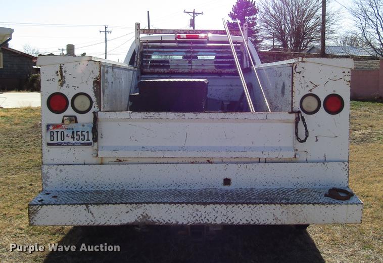 image for item FO9259 2011 Chevrolet Silverado 2500HD Ext. Cab utility bed pickup truck