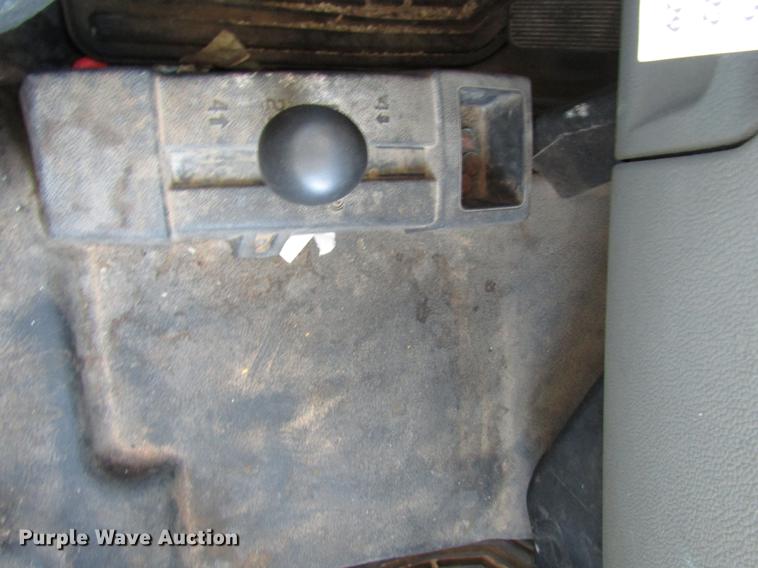 image for item FO9259 2011 Chevrolet Silverado 2500HD Ext. Cab utility bed pickup truck