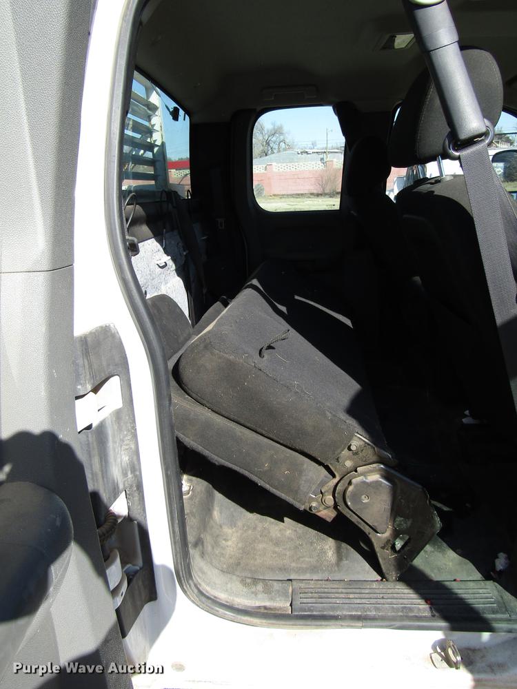 image for item FO9259 2011 Chevrolet Silverado 2500HD Ext. Cab utility bed pickup truck