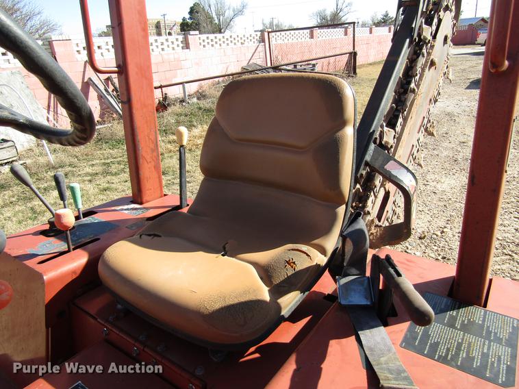 image for item FO9261 2002 Ditch Witch 3610 trencher