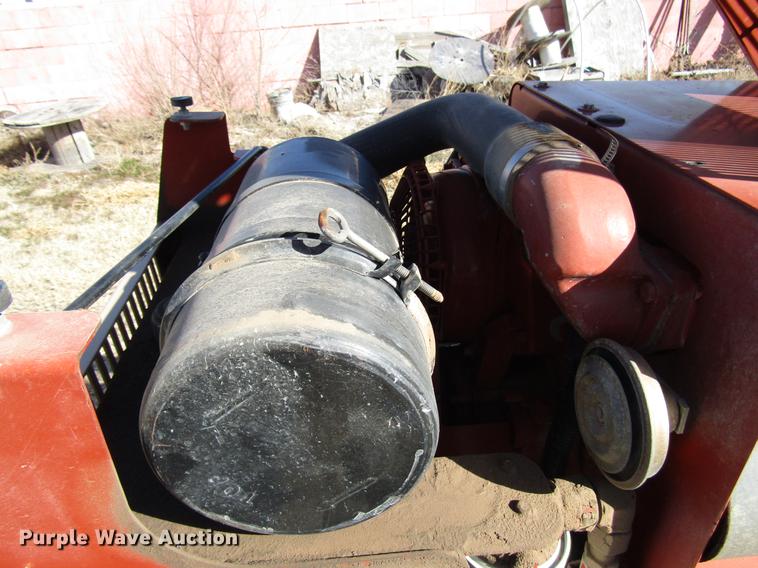 image for item FO9261 2002 Ditch Witch 3610 trencher