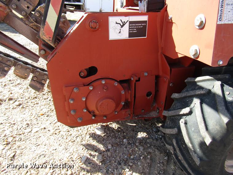 image for item FO9261 2002 Ditch Witch 3610 trencher