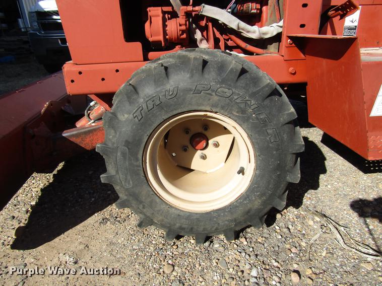 image for item FO9261 2002 Ditch Witch 3610 trencher