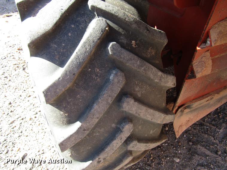 image for item FO9261 2002 Ditch Witch 3610 trencher