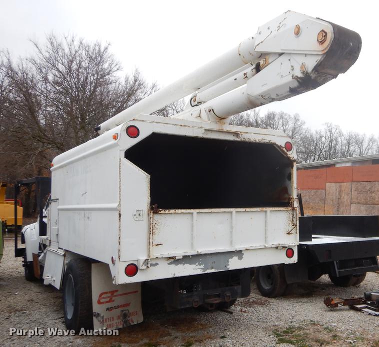 image for item FQ9543 1995 Ford F700 bucket truck