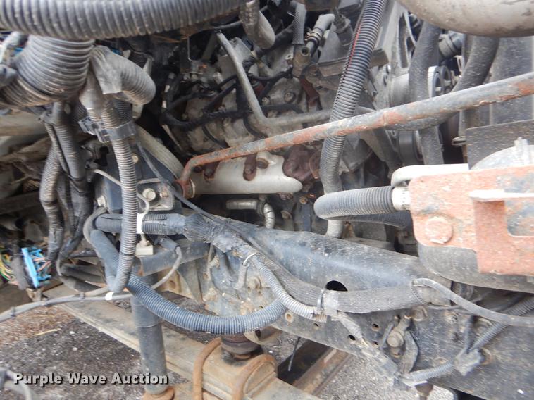 image for item FQ9546 2007 Chevrolet C5500 Crew Cab dump truck