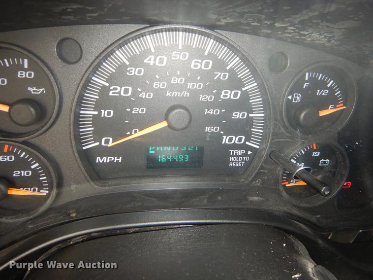 image for item FQ9550 2005 Chevrolet Express G3500 shuttle bus