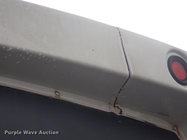 image for item FQ9550 2005 Chevrolet Express G3500 shuttle bus