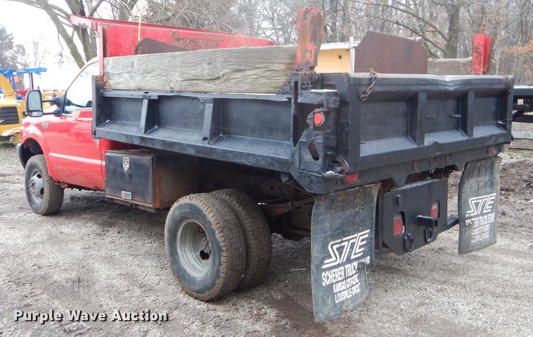 image for item FQ9553 2001 Ford F350 Super Duty dump bed pickup truck