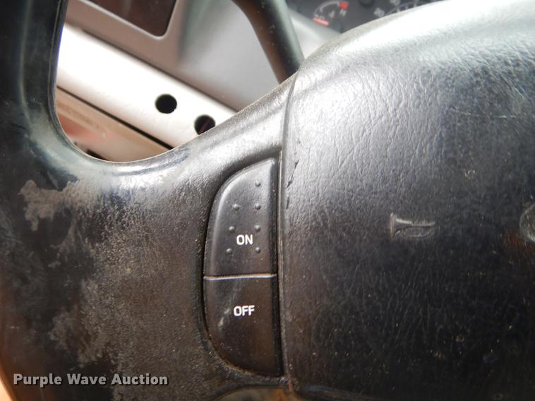 image for item FQ9553 2001 Ford F350 Super Duty dump bed pickup truck