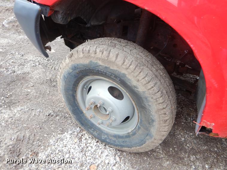 image for item FQ9553 2001 Ford F350 Super Duty dump bed pickup truck