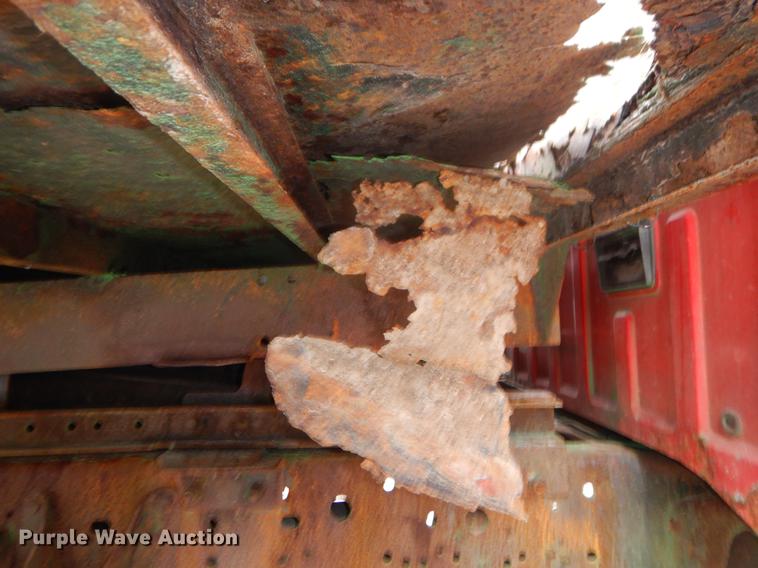 image for item FQ9553 2001 Ford F350 Super Duty dump bed pickup truck