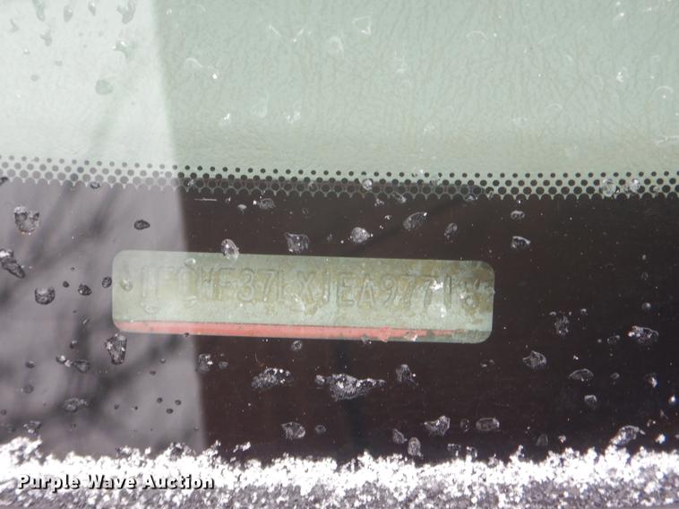 image for item FQ9553 2001 Ford F350 Super Duty dump bed pickup truck