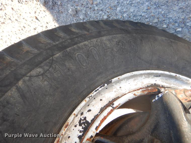 image for item FQ9556 1974 International Fleetstar 2010 grain truck